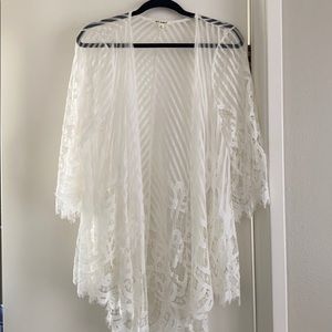 White lace kimono